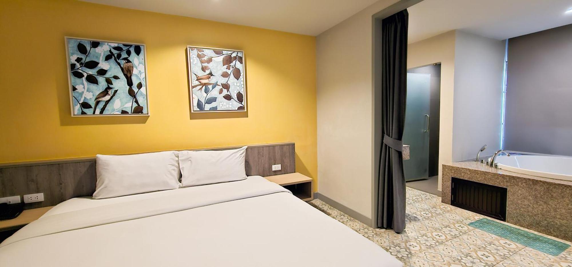 Recenta Suite Phuket Suanluang Exteriér fotografie