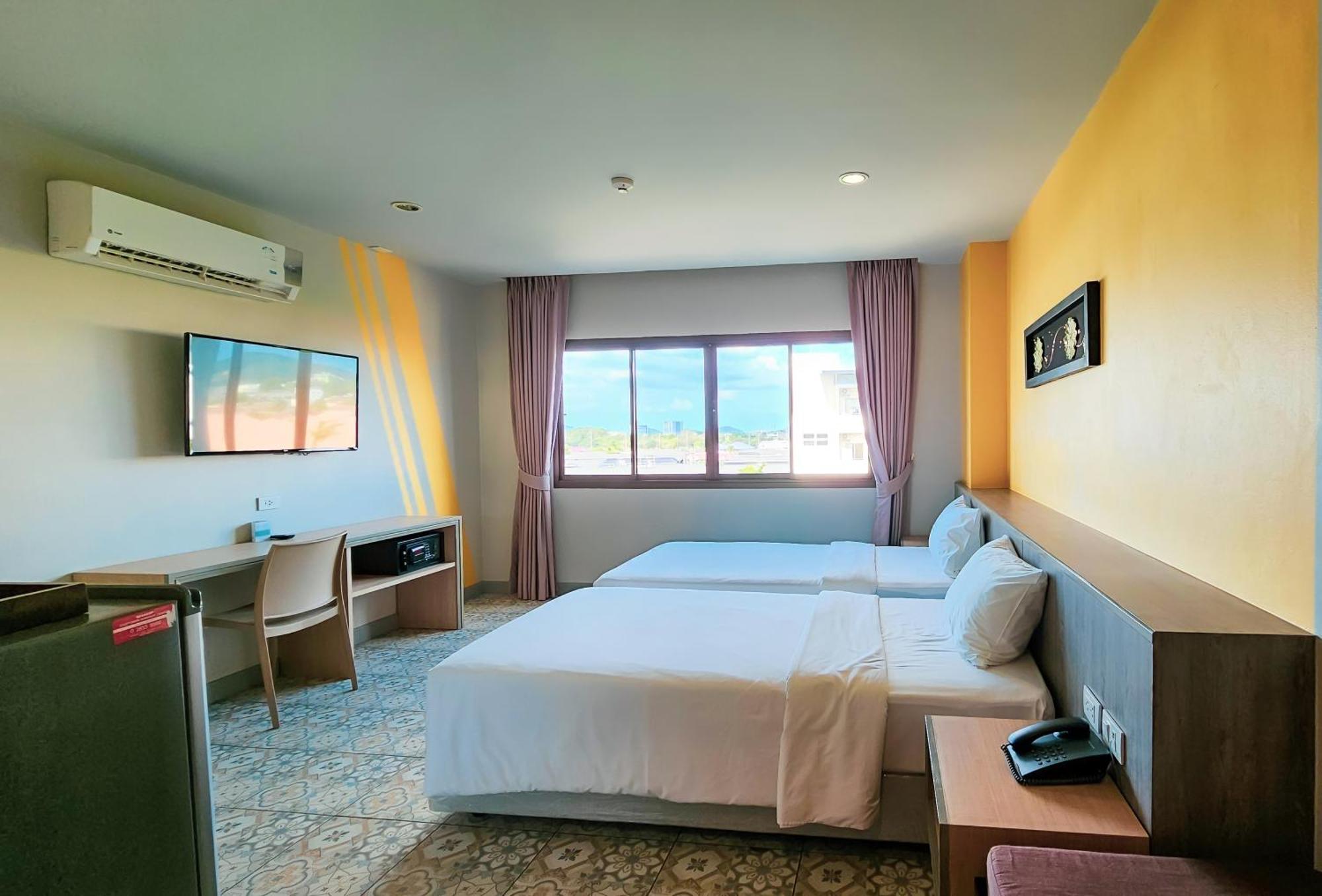 Recenta Suite Phuket Suanluang Exteriér fotografie