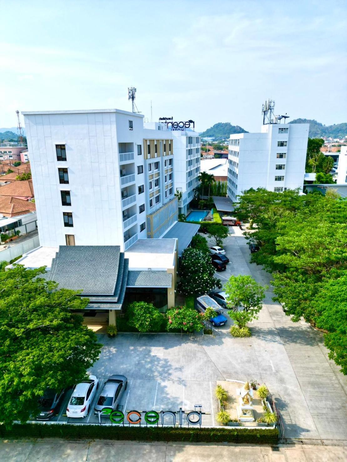 Recenta Suite Phuket Suanluang Exteriér fotografie