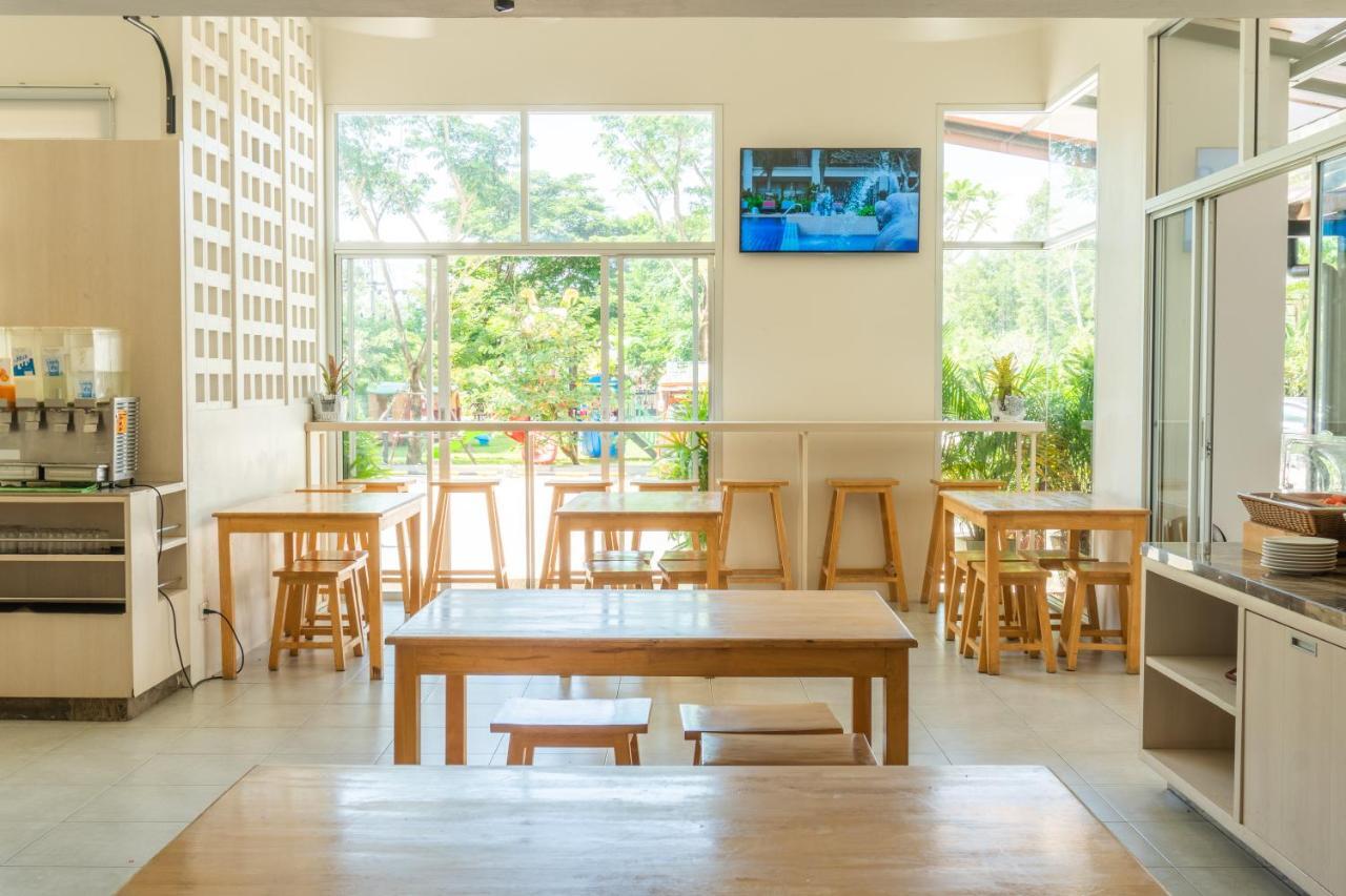 Recenta Suite Phuket Suanluang Exteriér fotografie